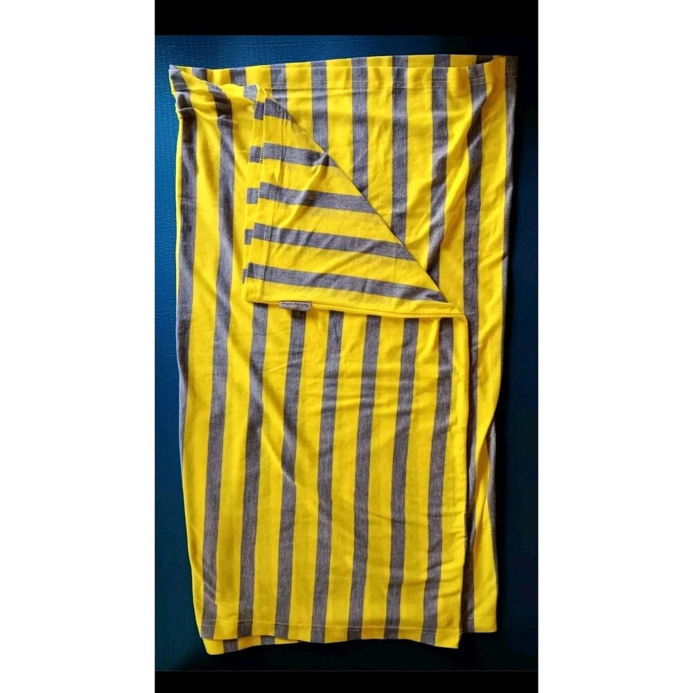 Nursing Cover Sling for Mom Breastfeeding Baby Privacy Cover Up Yellow Gray